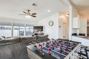 Waterfront Trinity Vacation Rental w/ Hot Tub!