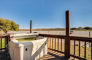 Waterfront Trinity Vacation Rental w/ Hot Tub!