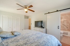 Group-friendly Durham Home 6 Mi to Duke University