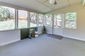 Lovely Charlotte Home w/ Yard: 9 Mi to Uptown!