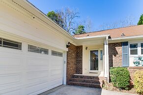Lovely Charlotte Home w/ Yard: 9 Mi to Uptown!