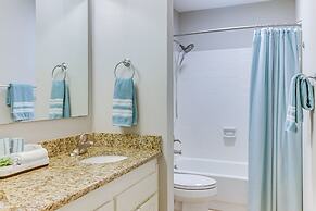 Lovely Charlotte Home w/ Yard: 9 Mi to Uptown!