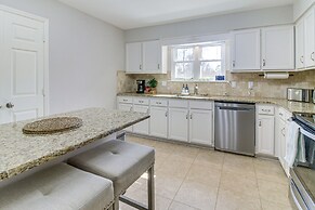 Lovely Charlotte Home w/ Yard: 9 Mi to Uptown!