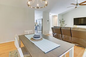 Lovely Charlotte Home w/ Yard: 9 Mi to Uptown!