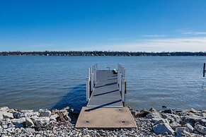 Waterfront Buckeye Lake Home w/ Deck & Dock!