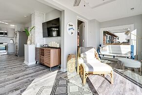 Waterfront Buckeye Lake Home w/ Deck & Dock!