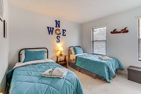 Lakefront Moneta Home w/ Community Boat Dock!