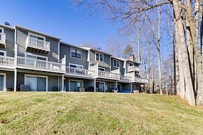 Lakefront Moneta Home w/ Community Boat Dock!