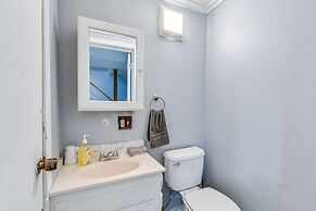 Pet-friendly North Carolina Abode - Deck & Hot Tub