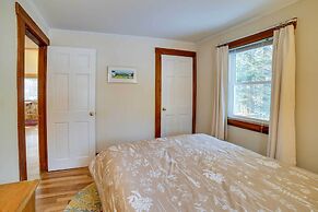 Lakefront Bradford Cottage w/ Dock, Near Skiing!