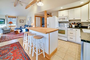 Lakefront Bradford Cottage w/ Dock, Near Skiing!