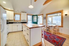 Lakefront Bradford Cottage w/ Dock, Near Skiing!
