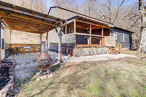 Jasper Cabin w/ Fire Pit, Grill & Mountain Views!