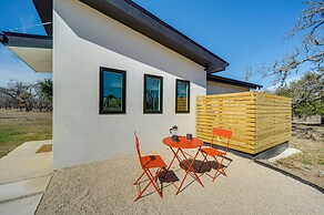 Art Ranch Fredericksburg Home 13 Mi to Main Street