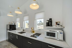 Art Ranch Fredericksburg Home 13 Mi to Main Street