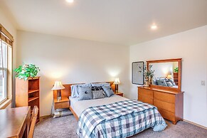 Spacious Coeur d 'alene Home < 1 Mi to Downtown