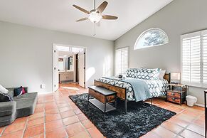 Lovely Gilbert Home w/ Heated Pool: 3 Mi to Dtwn!