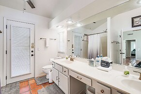 3 Mi to Dtwn: Home w/ Heated Pool in Gilbert