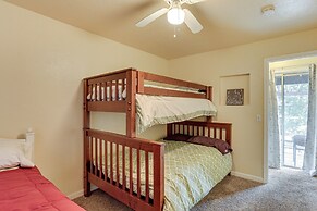 Charming Lakehead Cabin: Walk to Shasta Lake!