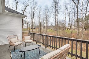Winchester Home w/ Deck < 1 Mi to Tims Ford Lake!