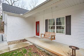 Winchester Home w/ Deck < 1 Mi to Tims Ford Lake!