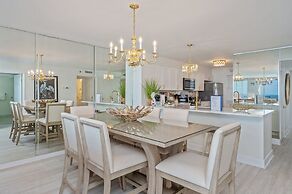 Hd1605 2 Bedroom Condo by RedAwning