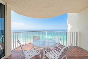 Hd1605 2 Bedroom Condo by RedAwning