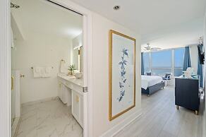 Hd1605 2 Bedroom Condo by RedAwning