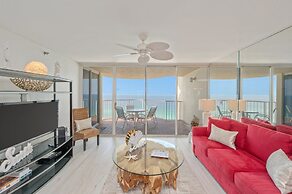 Hd1605 2 Bedroom Condo by RedAwning