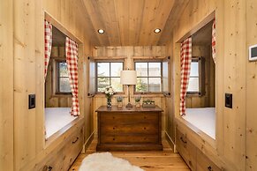 5 Bandit Way 4 Bedroom Home by Moonlight Basin Lodging