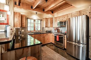 4 Full Moon 4 Bedroom Home by Moonlight Basin Lodging