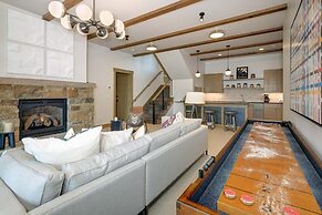 6 Diversion Lane 5 Bedroom Home by Moonlight Basin Lodging