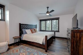 6 Jakes Lane 5 Bedroom Home by Moonlight Basin Lodging