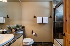 5 Hidden Trail 4 Bedroom Home by Moonlight Basin Lodging