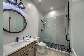 Cl 2849 River Escape At Horseshoe Falls 4 Bedroom Home by RedAwning