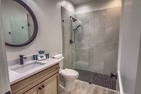 Cl 2849 River Escape At Horseshoe Falls 4 Bedroom Home by RedAwning