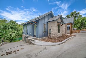 Cl 2849 River Escape At Horseshoe Falls 4 Bedroom Home by RedAwning