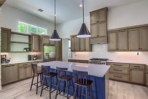 Cl 2849 River Escape At Horseshoe Falls 4 Bedroom Home by RedAwning