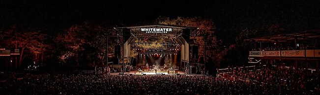 Cl 2849 River Escape At Horseshoe Falls 4 Bedroom Home by RedAwning