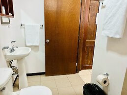 Hotel Andrews Express