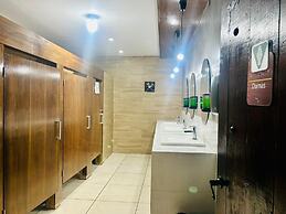 Hotel Andrews Express