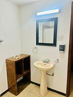 Hotel Andrews Express