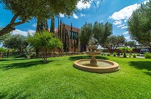 Villa With Heated Pool Breakfast Included - by Feelluxuryholidays