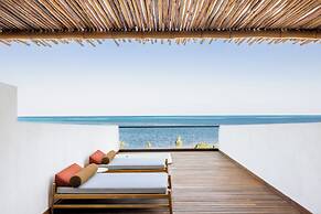 AVA Resort All Oceanfront - All Inclusive