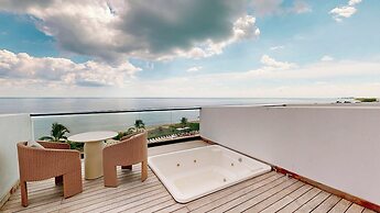 AVA Resort Cancun - All Inclusive