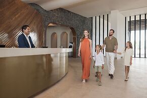 AVA Resort All Oceanfront - All Inclusive