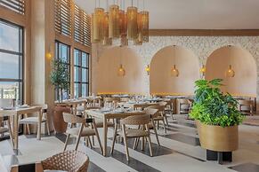 AVA Resort All Oceanfront - All Inclusive