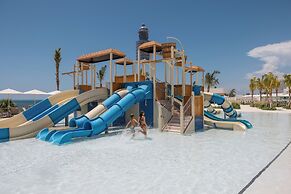 AVA Resort All Oceanfront - All Inclusive