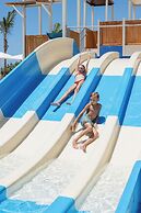 AVA Resort All Oceanfront - All Inclusive