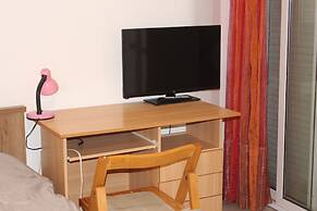 1-bedroom Apartment Center and City Attractions